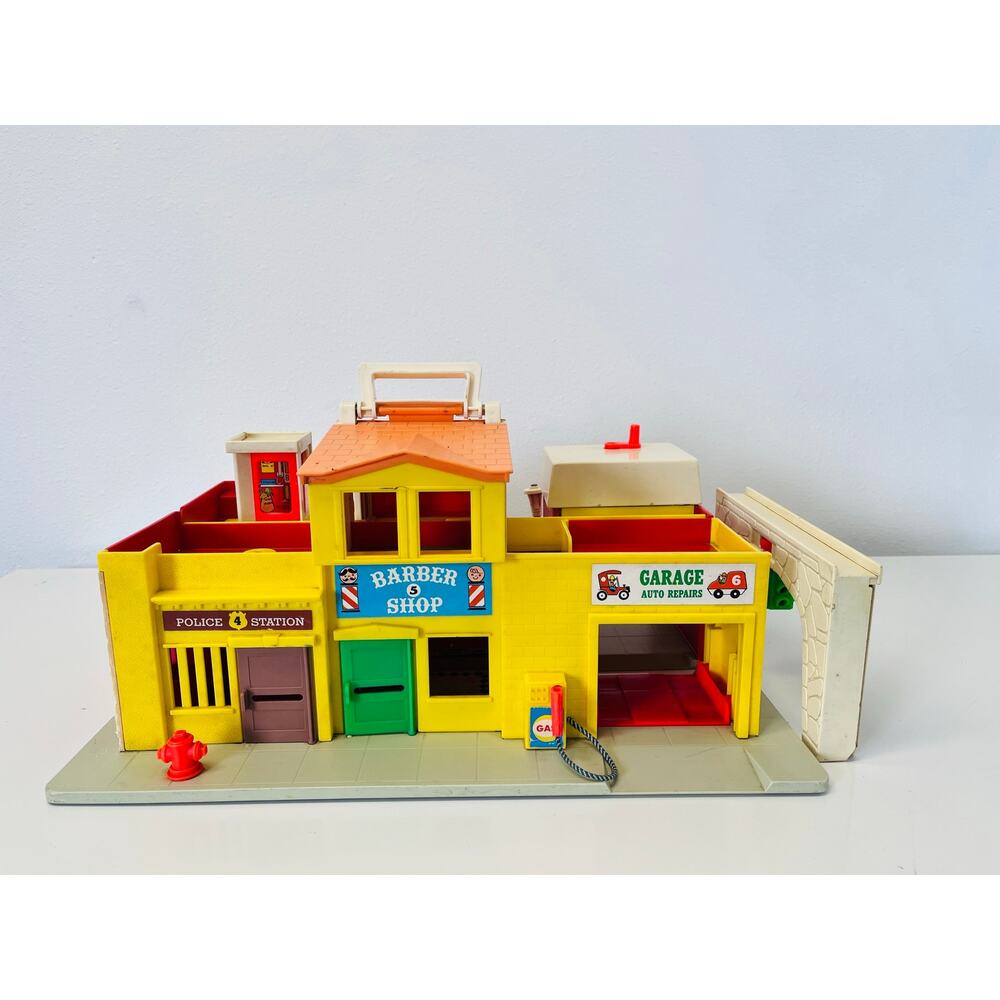 Fisher Price School House Vintage